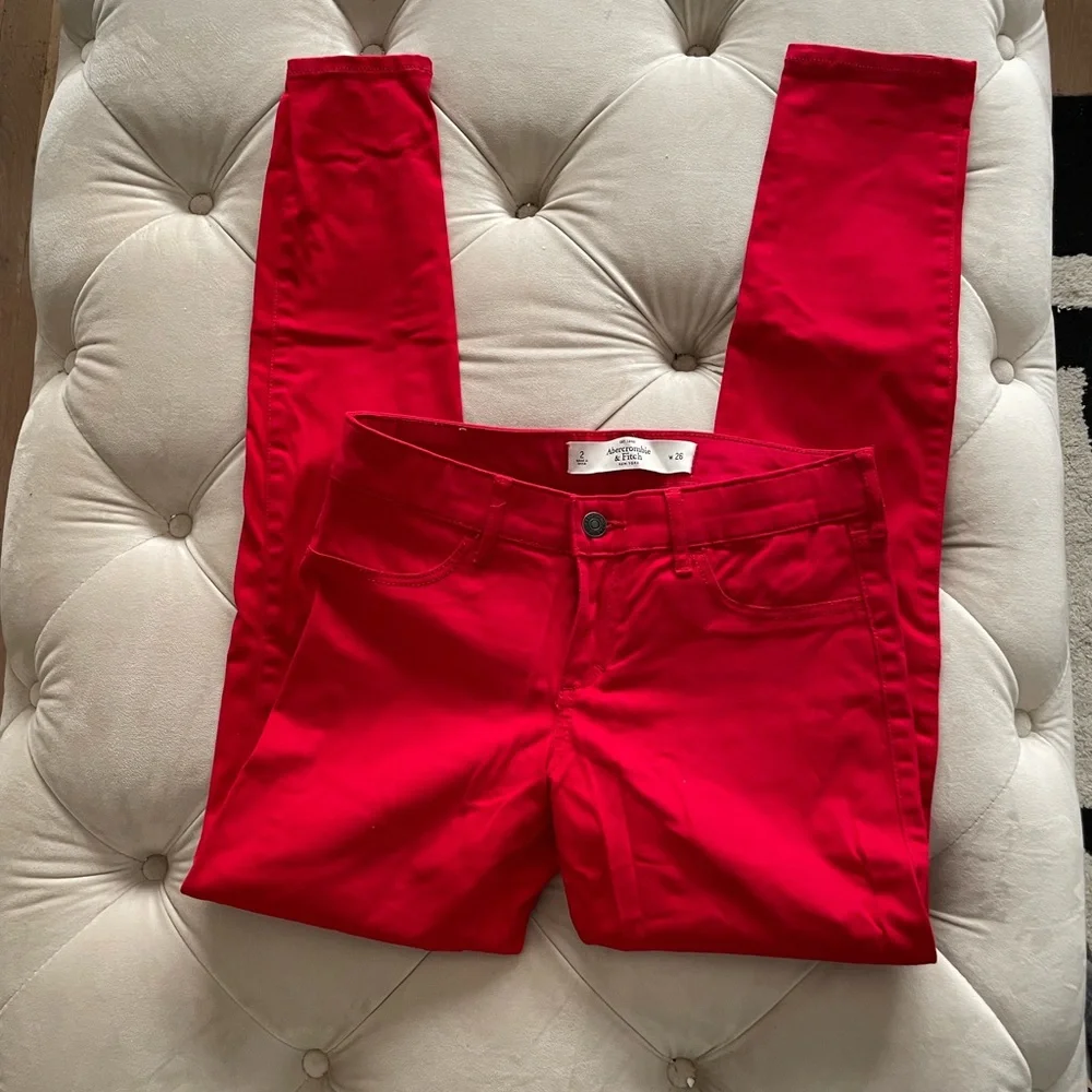 Bundle of 2: Abercrombie & Fitch Wn's Skinny Sz 2-26W, Pink/30", Red/29" Inseam - Picture 3 of 6